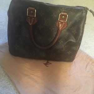Last Day Listed - Gorgeous vintage Louis Vuitton